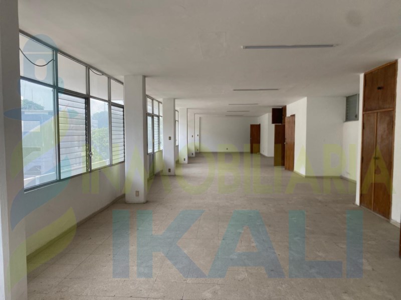 Oficinas/ en Renta en Tuxpan de Rodriguez Cano Centro