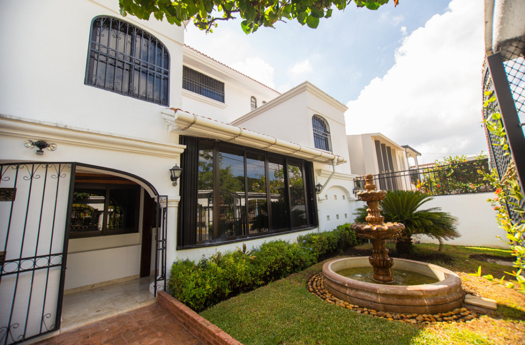 Casa en Venta en Colonia Supermanzana 2 Centro