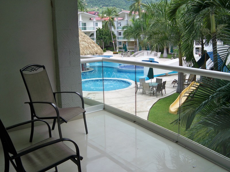 Condominio en Renta en Diamante Lakes