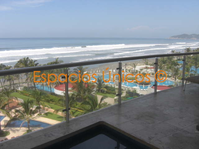 Condominio en Venta en Costera de las Palmas