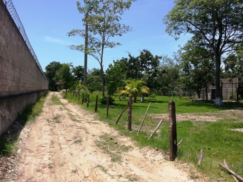 Terreno en Venta en colonia Ria. Medellin y Pigua