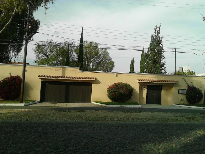 Casa en Venta en Jurica Pinar