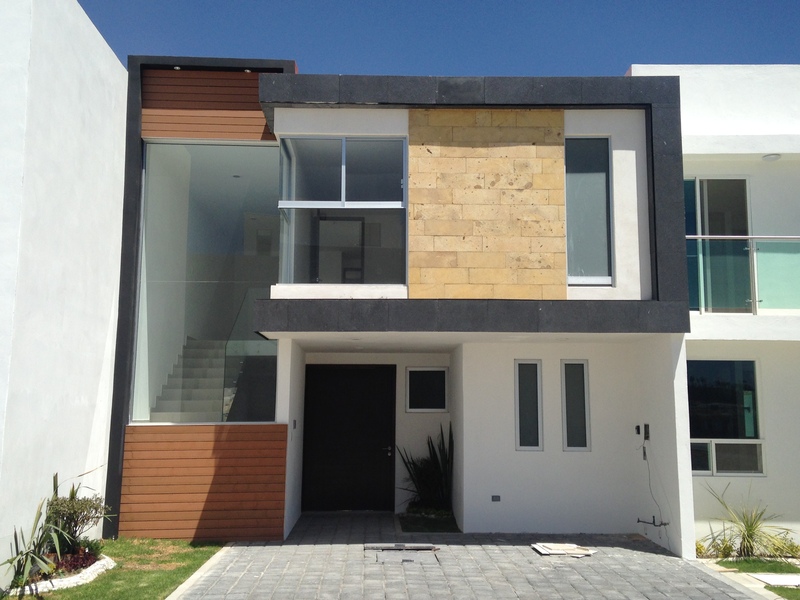 Casa en Venta en Lomas de Angelopolis  Zona Azul