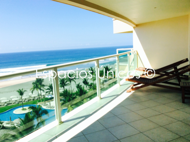 Condominio en Venta en Costera de las Palmas