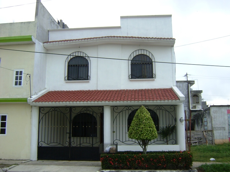 Casa en Venta en colonia Fracc. El Paraiso, Parrilla II