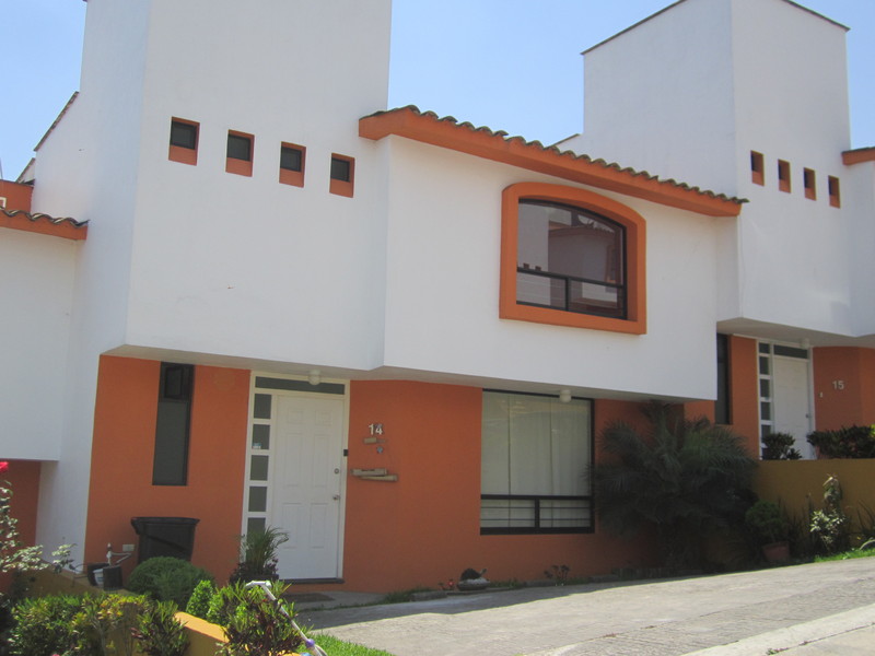 Casa en Venta en jardines de santa rosa