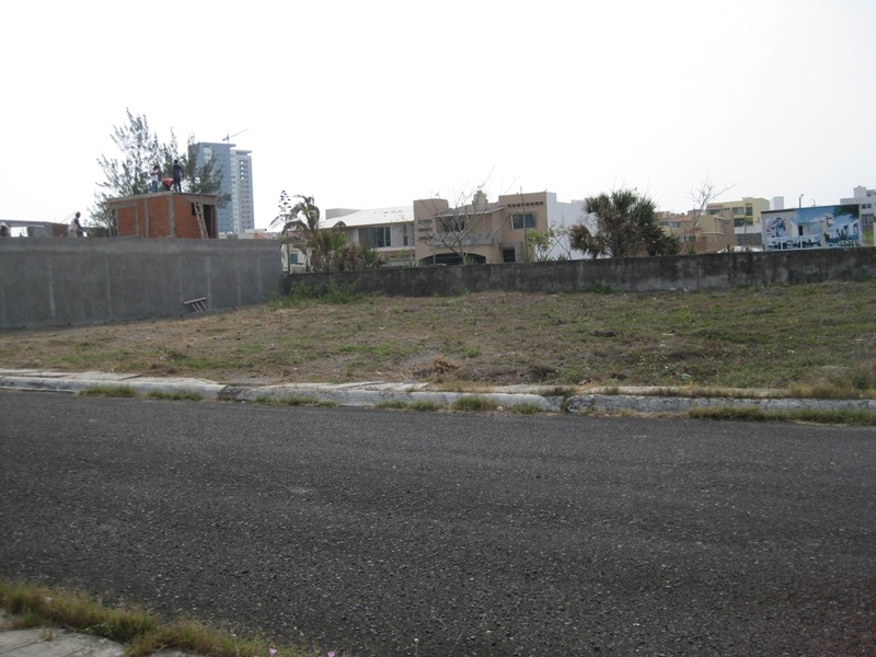 Terreno en Venta en Fracc. Playas del Conchal