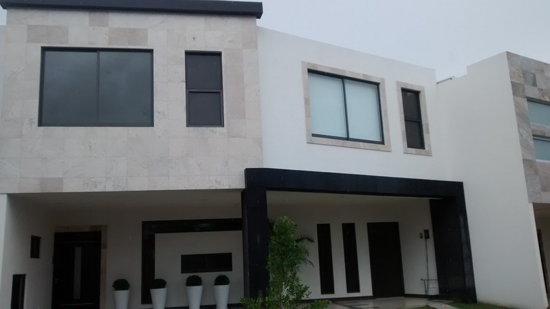 Casa en Venta en LOMAS ANGELOPOLIS I