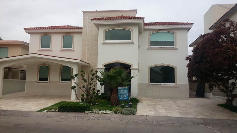 Casa en Renta en La Vista Country Club / Club de Golf