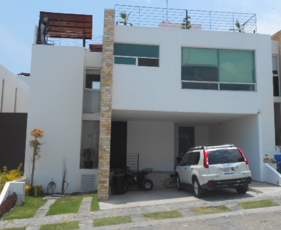 Casa en Venta en Lomas de Angelopolis