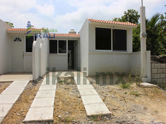 Casa en Venta en colonia Del Puerto