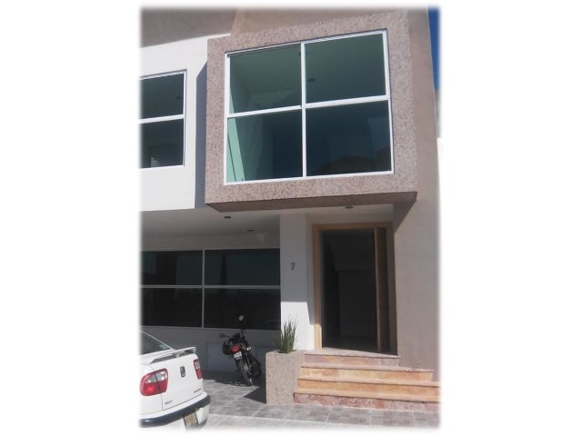 Casa en Renta en Lomas de Angelopolis
