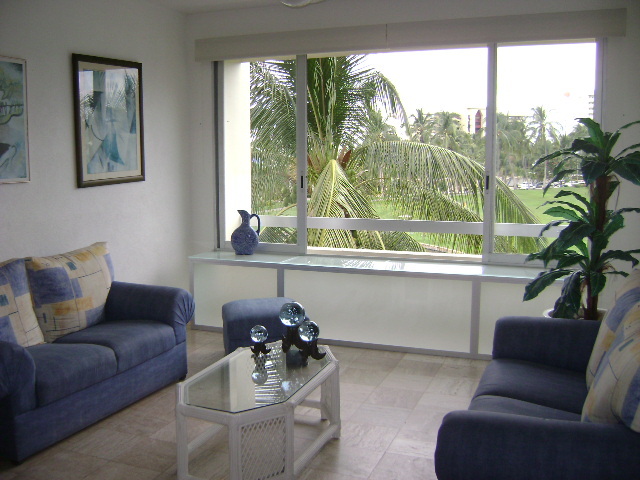 Condominio en Venta en Costera de las Palmas